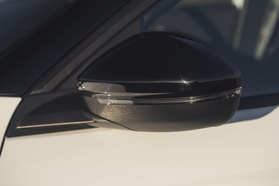 Детали экстерьера Vauxhall Corsa SRi (F) 2019 года  (фото 24 из 80)